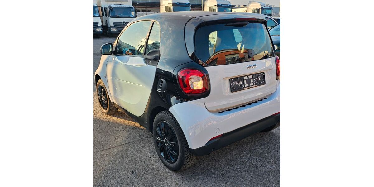 Smart ForTwo 89.500 km 8.850 &euro; Hamburg 22113