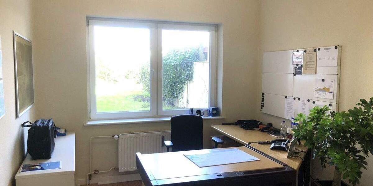 Gewerbeobjekt Wedel - 4 Zimmer, 70 m&sup2;, 930&euro; | Angebot:25664570