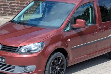 VW Caddy 198.170 km 5.899 &euro; BARSBÜTTEL 22885