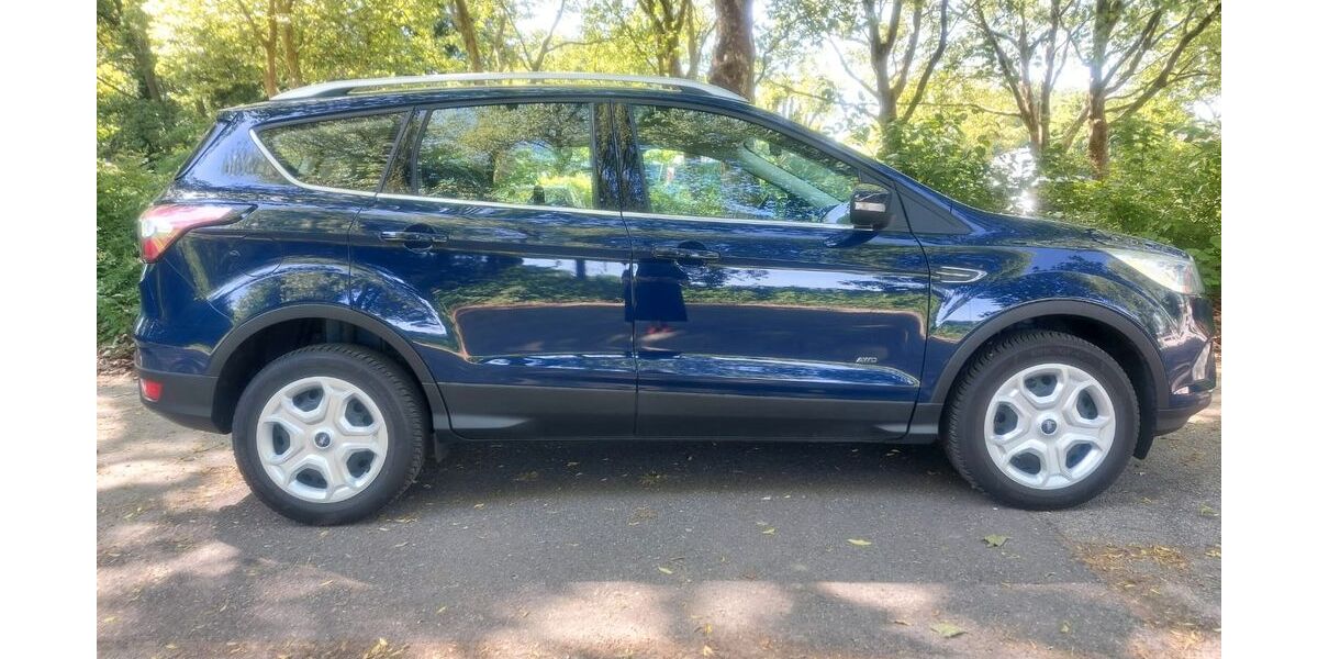 Ford Kuga 113.046 km 12.500 &euro; Hamburg 20255