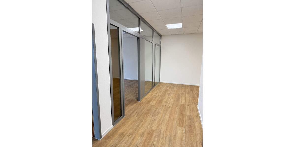 Gewerbeobjekt Ahrensburg - 4 Zimmer, 144 m&sup2;, 1.973&euro; | Angebot:25729851