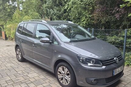 VW Touran 177.828 km 5.990 &euro; Großhansdorf 22927