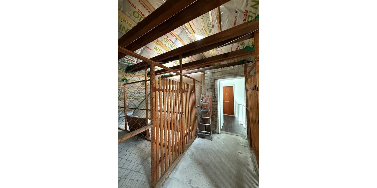 Ca. 150 m² Wohn-Nutzfläche - Keine Käuferprovision - Dachgeschoßwohnung Halstenbek | Angebot:24615958