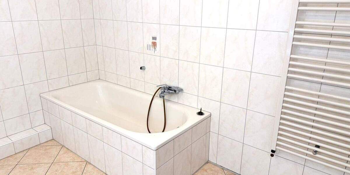 Etagenwohnung Bad Bramstedt - 3 Zimmer, 115 m&sup2;, 1.100&euro; | Angebot:25738797