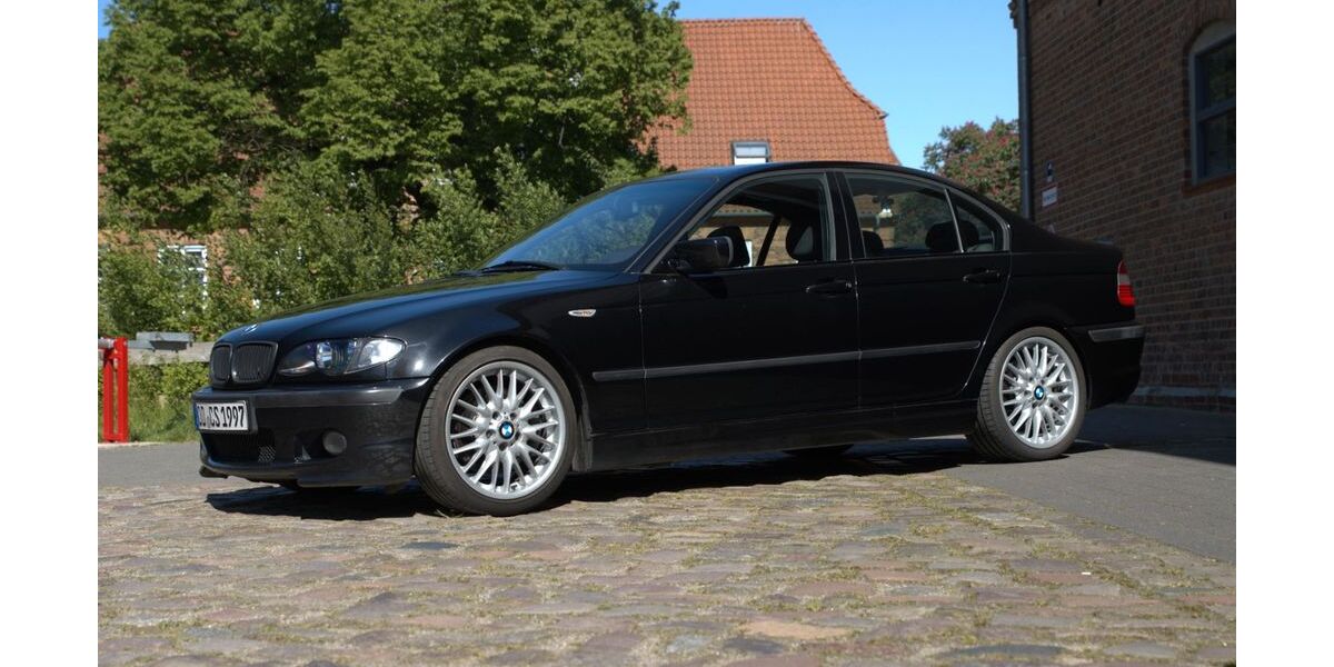 BMW 330 240.000 km 9.499 &euro; Ahrensburg 22926