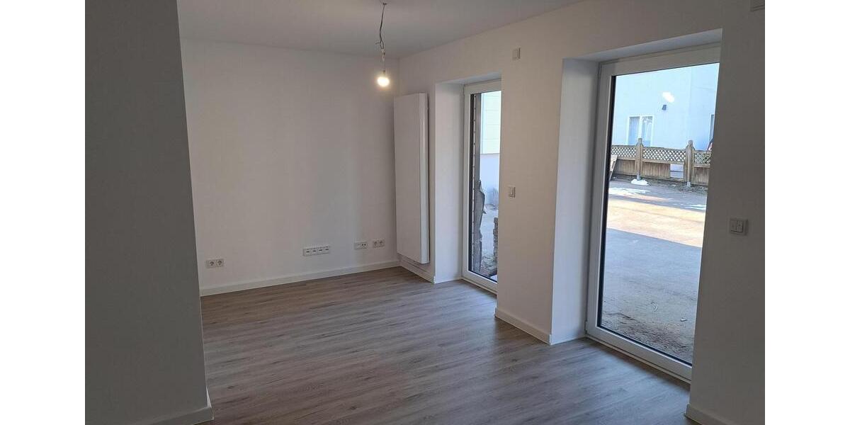 Erdgeschoßwohnung Bad Oldesloe - 2 Zimmer, 90 m&sup2;, 1.170&euro; | Angebot:25614852