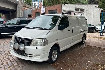 Toyota Hiace 187.641 km 8.999 &euro; HAMBURG 22113