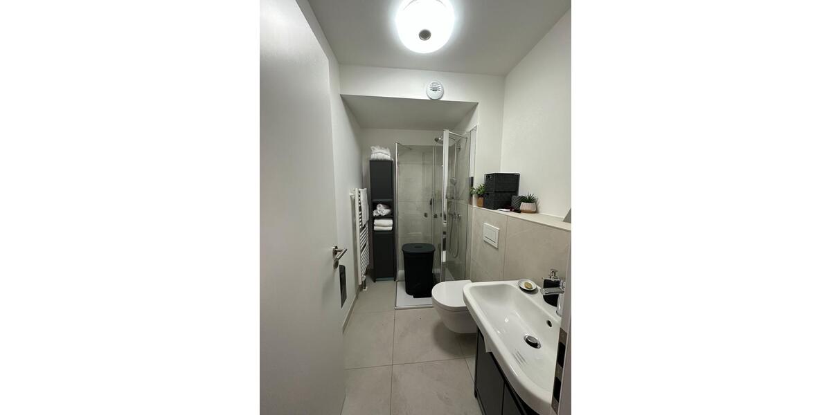 Etagenwohnung Hamburg Altona-Nord - 1 Zimmer, 27 m&sup2;, 850&euro; | Angebot:25720377