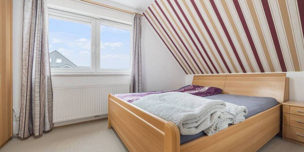 Mehrfamilienhaus, Wohnhaus Pinneberg - 6 Zimmer, 195 m&sup2;, 699.000&euro; | Angebot:26403308