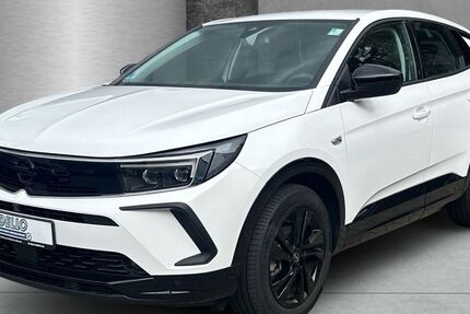 Opel Grandland (X) 13.223 km 22.450 &euro; Hamburg 22117