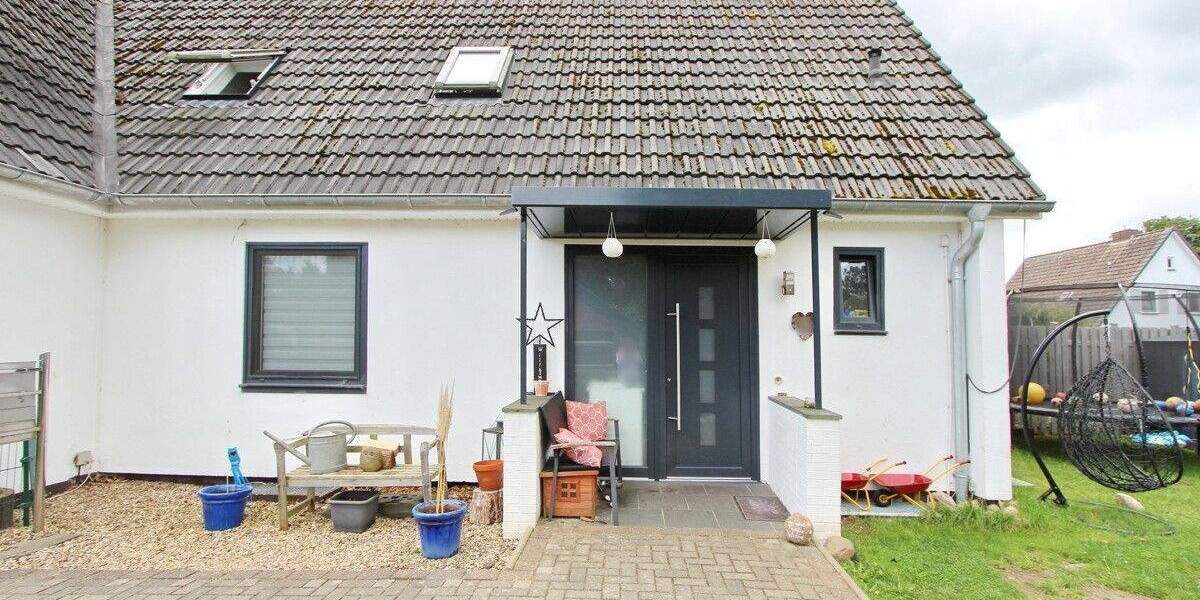 Einfamilienhaus Barmstedt - 9 Zimmer, 237 m&sup2;, 529.000&euro; | Angebot:25743534