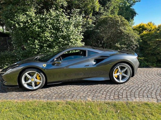 Ferrari F8 6.028 km 304.500 &euro; Hamburg 22085