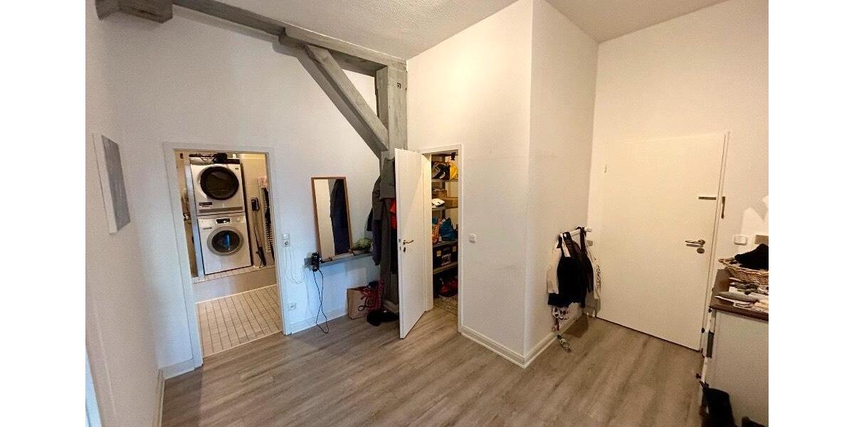 Etagenwohnung Bad Oldesloe - 2 Zimmer, 83 m&sup2;, 1.060&euro; | Angebot:25432288