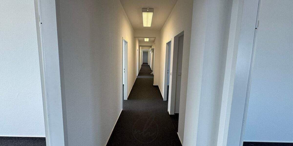 Gewerbeobjekt Hamburg Billbrook - 6 Zimmer, 180 m&sup2;, 1.962&euro; | Angebot:25928282