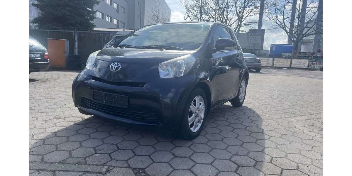 Toyota iQ 171.200 km 2.950 &euro; Hamburg 22769
