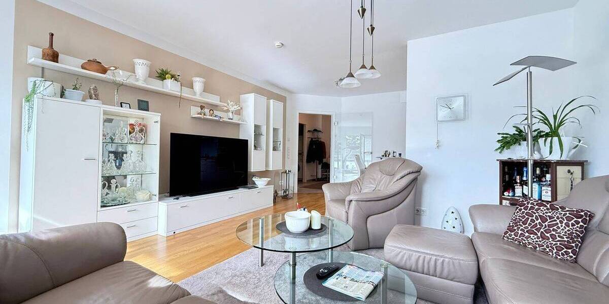 Etagenwohnung Hamburg Rahlstedt - 3 Zimmer, 99 m&sup2;, 570.000&euro; | Angebot:25692149