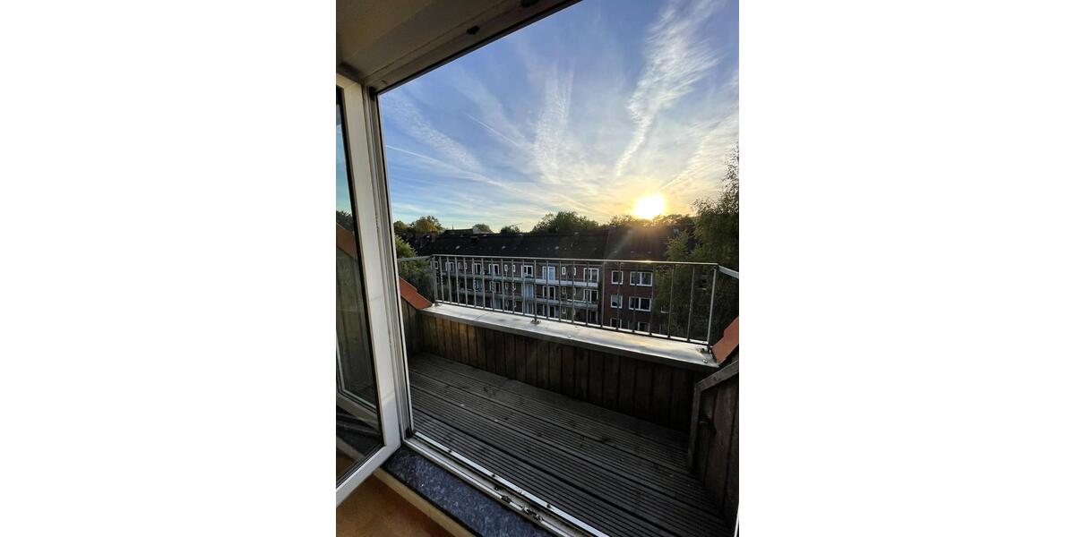 Dachgeschoßwohnung Hamburg Bahrenfeld - 2 Zimmer, 48 m&sup2;, 345.000&euro; | Angebot:25711403