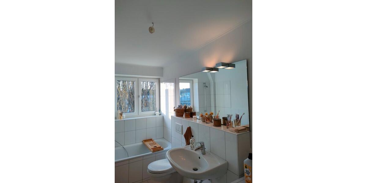 Dachgeschoßwohnung Hamburg Altona-Nord - 2.5 Zimmer, 74 m&sup2;, 1.450&euro; | Angebot:25970758