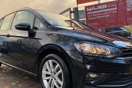 VW Golf Sportsvan 129.878 km 12.400 &euro; Hamburg 22043