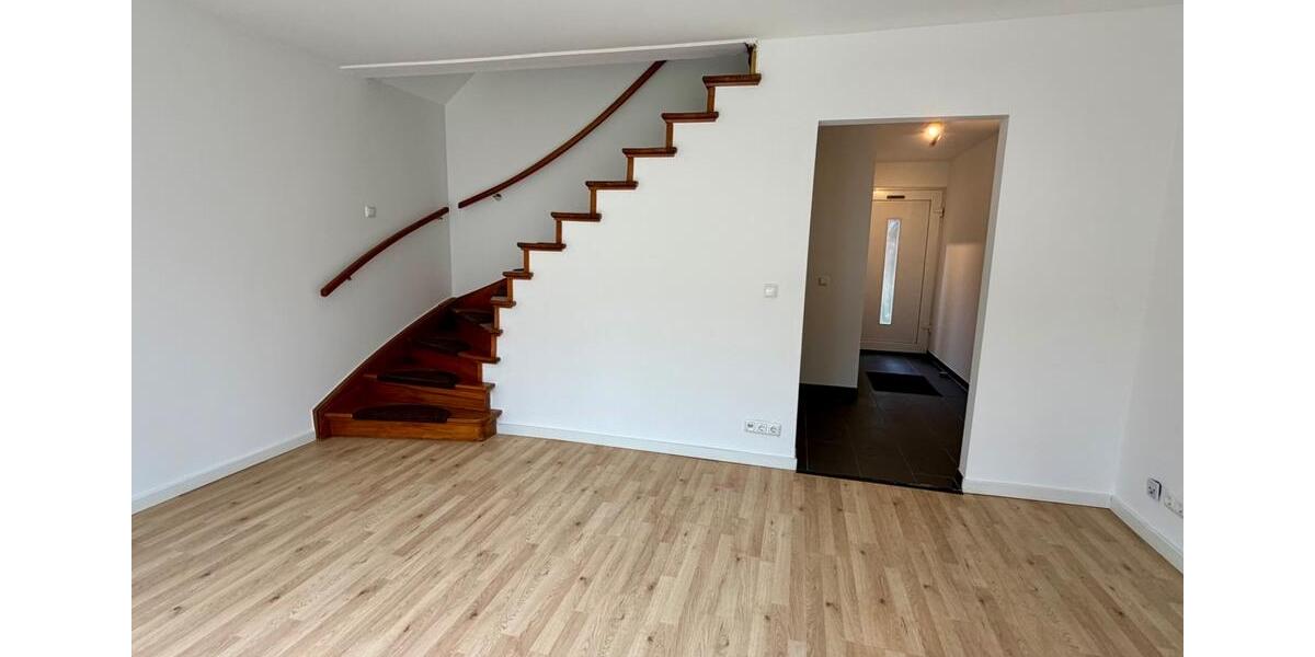 Reihenhaus Hamburg Langenhorn - 3 Zimmer, 70 m&sup2;, 350.000&euro; | Angebot:25392457