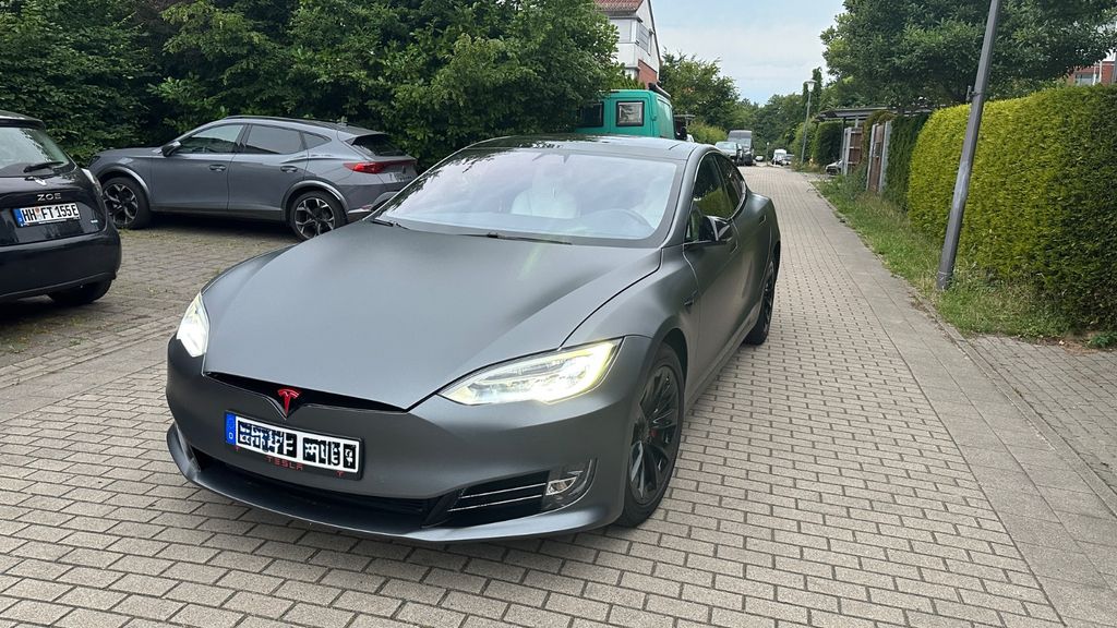 Tesla Model S 125.000 km 26.000 &euro; Hamburg 22143