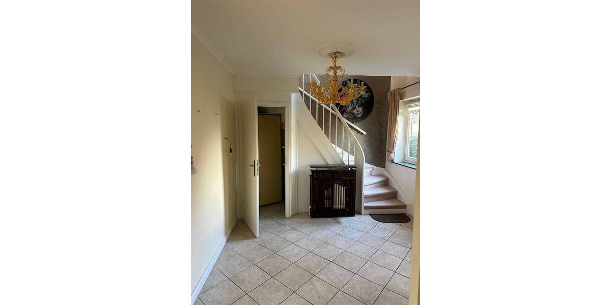 Etagenwohnung Hamburg Marmstorf - 4 Zimmer, 111 m&sup2;, 250.000&euro; | Angebot:26065114