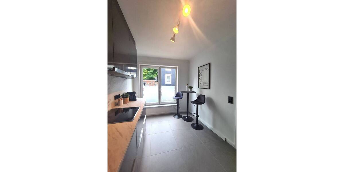 Etagenwohnung Hamburg Ottensen - 2 Zimmer, 79 m&sup2;, 675.000&euro; | Angebot:26026602