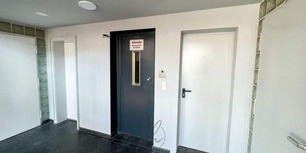 Gewerbeobjekt Hamburg Rothenburgsort - 3 Zimmer, 90 m&sup2;, 1.150&euro; | Angebot:25928284