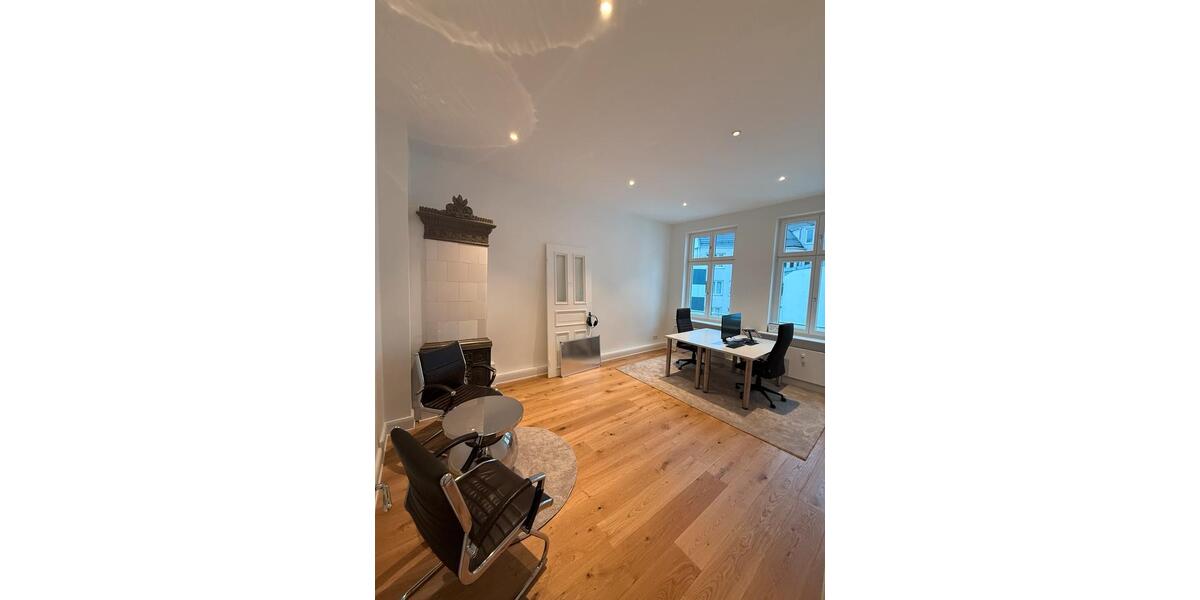 Gewerbeobjekt Hamburg Harvestehude - 1.500&euro; | Angebot:25080347