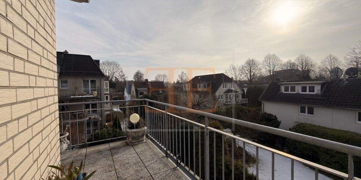 Lichtdurchflutete 2.-Zimmer Wohnung mit großem Balkon und Tiefgaragenstellplatz - Etagenwohnung Hamburg / Lurup Lurup | Angebot:25790655