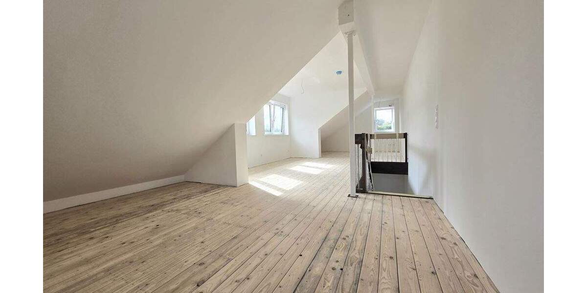 Doppelhaushälfte Kayhude - 6 Zimmer, 140 m&sup2;, 2.250&euro; | Angebot:25682408