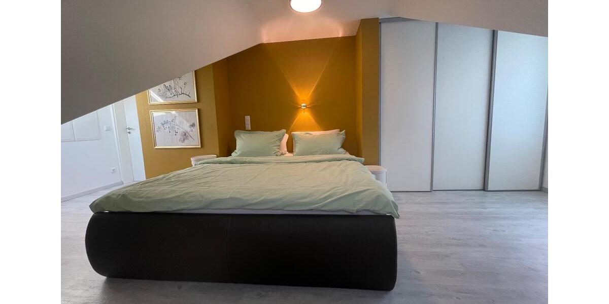 Dachgeschoßwohnung Rellingen - 3 Zimmer, 83 m&sup2;, 1.900&euro; | Angebot:25942313