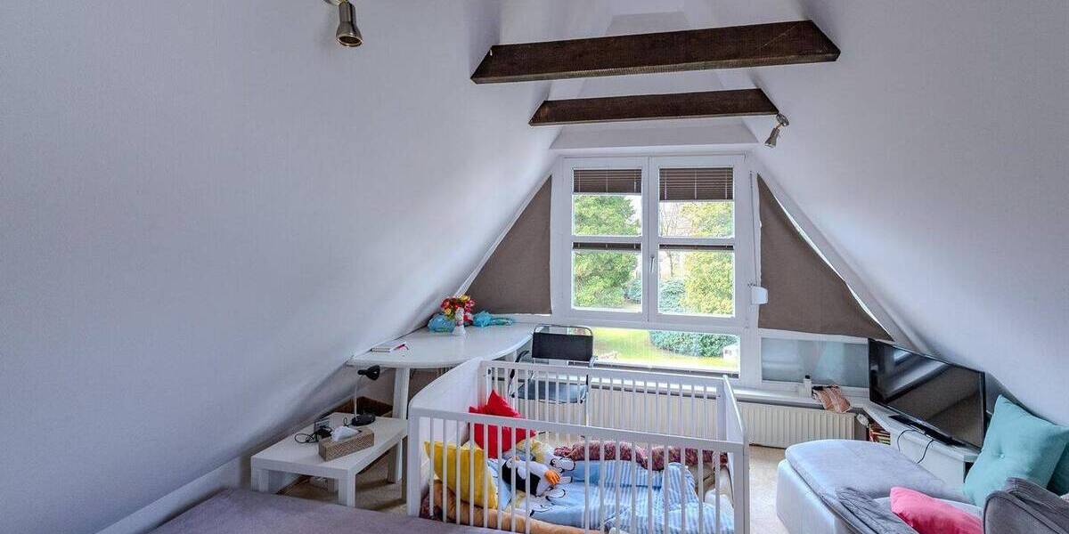 Einfamilienhaus Hamburg Poppenbüttel - 6 Zimmer, 219 m&sup2;, 1.250.000&euro; | Angebot:26053642