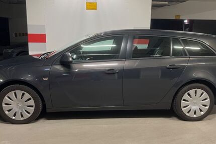Opel Insignia 129.000 km 7.900 &euro; Hamburg 22047