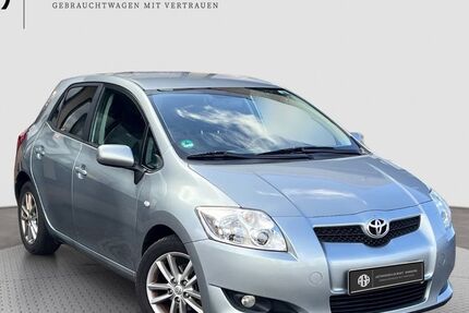 Toyota Auris 144.656 km 6.776 &euro; Hamburg 21031
