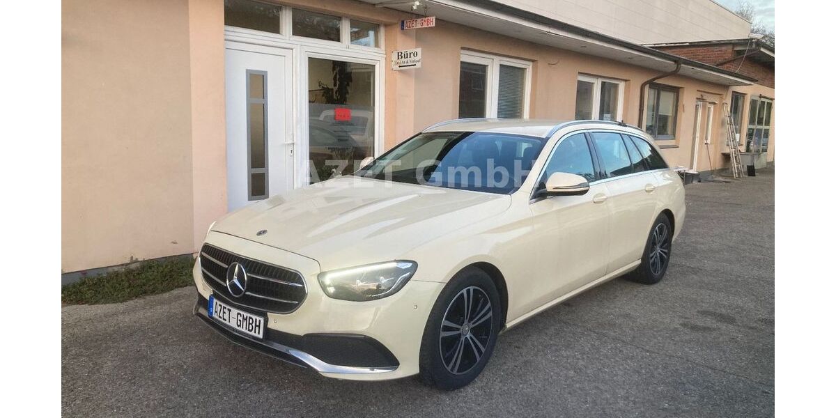 Mercedes-Benz E 200 245.300 km 15.999 &euro; Hamburg 22047