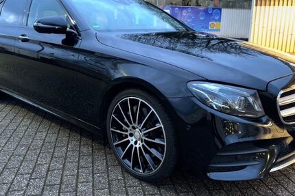 Mercedes-Benz E 400 210.000 km 25.000 &euro; Hamburg 22147