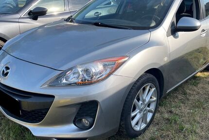 Mazda 3 131.000 km 7.900 &euro; Hamburg 20537