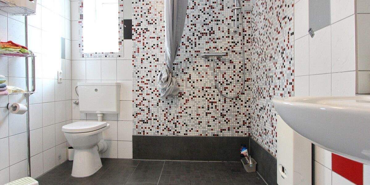 Einfamilienhaus Barmstedt - 9 Zimmer, 237 m&sup2;, 529.000&euro; | Angebot:25743534