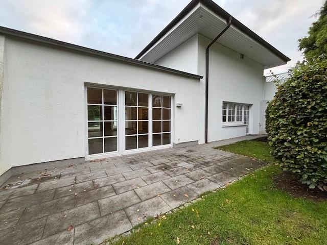 Erdgeschoßwohnung Lütjensee - 4 Zimmer, 170 m&sup2;, 2.150&euro; | Angebot:25870783