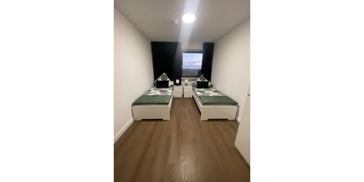 Etagenwohnung Hamburg Wandsbek - 5 Zimmer, 120 m&sup2;, 3.890&euro; | Angebot:25170330