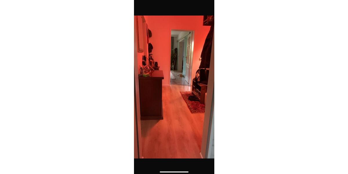 Etagenwohnung Hamburg Wandsbek - 1 Zimmer, 83 m&sup2;, 950&euro; | Angebot:25166694