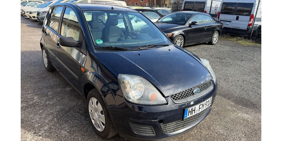 Ford Fiesta 213.081 km 2.350 &euro; Hamburg 22047