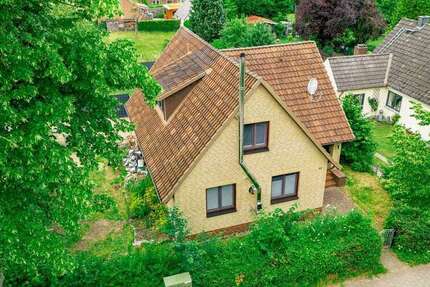 Haus Bad Oldesloe - 3 Zimmer, 113 m&sup2;, 350.000&euro; | Angebot:26868879