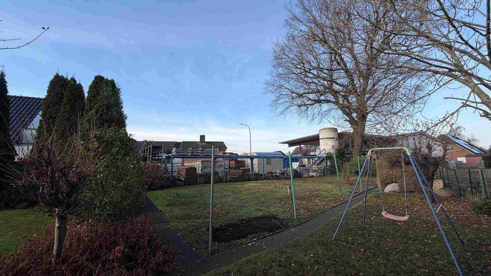 Mehrfamilienhaus, Wohnhaus Heist - 8 Zimmer, 214 m&sup2;, 495.000&euro; | Angebot:25742353