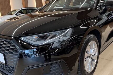 Audi A3 93.776 km 20.490 &euro; Hamburg 22143