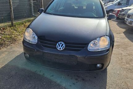 VW Golf 208.395 km 900 &euro; Rellingen 25462