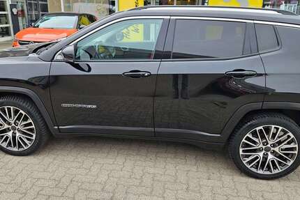 Jeep Compass 93.350 km 18.490 &euro; Kaltenkirchen 24568