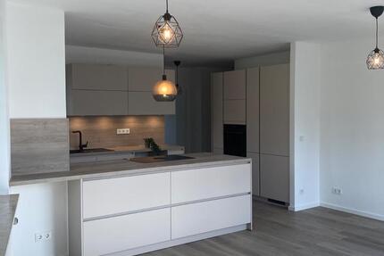 Wohnung Hamburg Wandsbek - 3 Zimmer, 93 m&sup2;, 1.495&euro; | Angebot:25854308