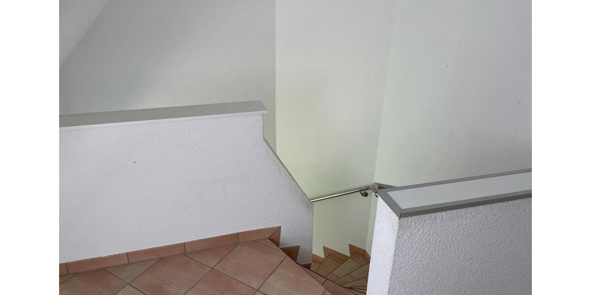 Dachgeschoßwohnung Quickborn - 3 Zimmer, 116 m&sup2;, 1.200&euro; | Angebot:24611415